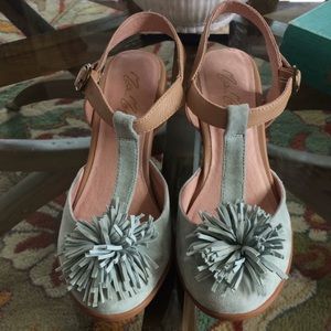 NWT Miz Mooz T-Stap shoes